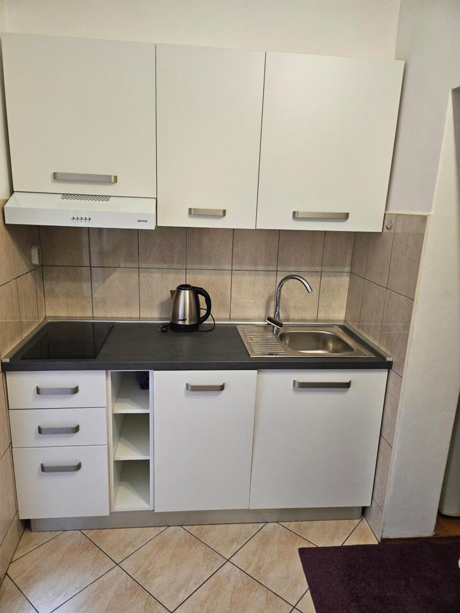 שיבניק Apartman Baraka חדר תמונה