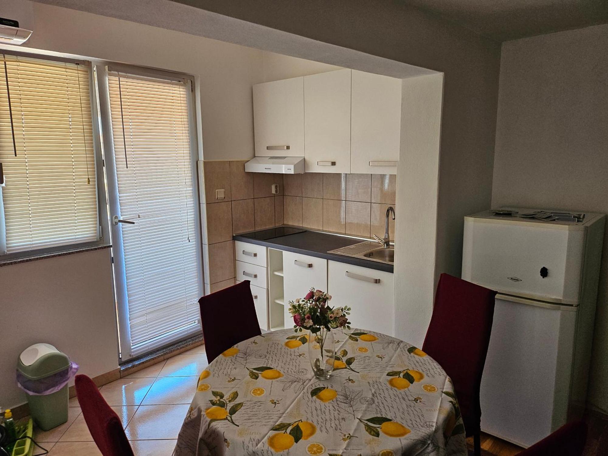 שיבניק Apartman Baraka חדר תמונה