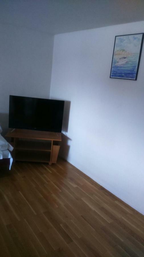 שיבניק Apartman Baraka מראה חיצוני תמונה