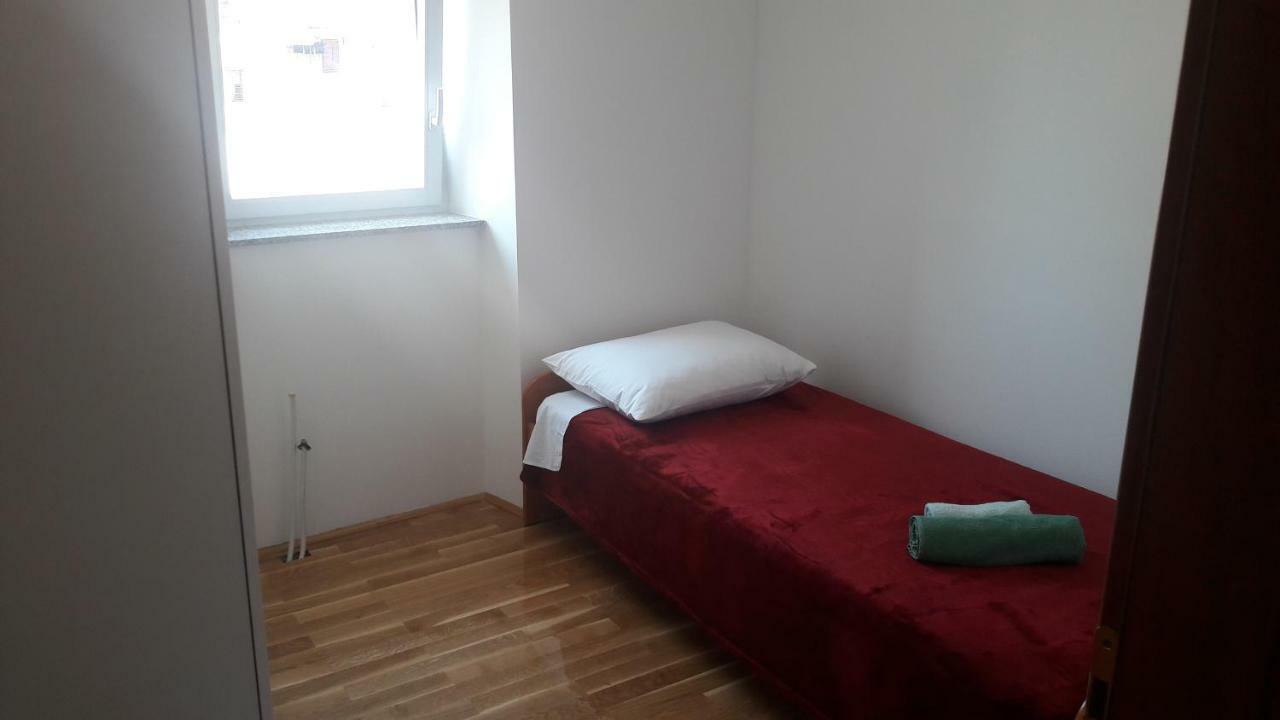 שיבניק Apartman Baraka מראה חיצוני תמונה